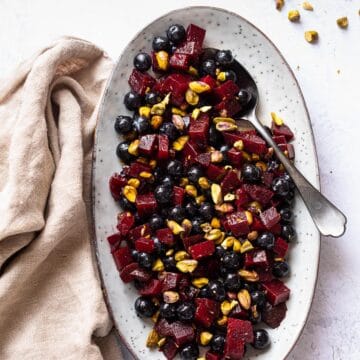 beetroot salad with blueberries